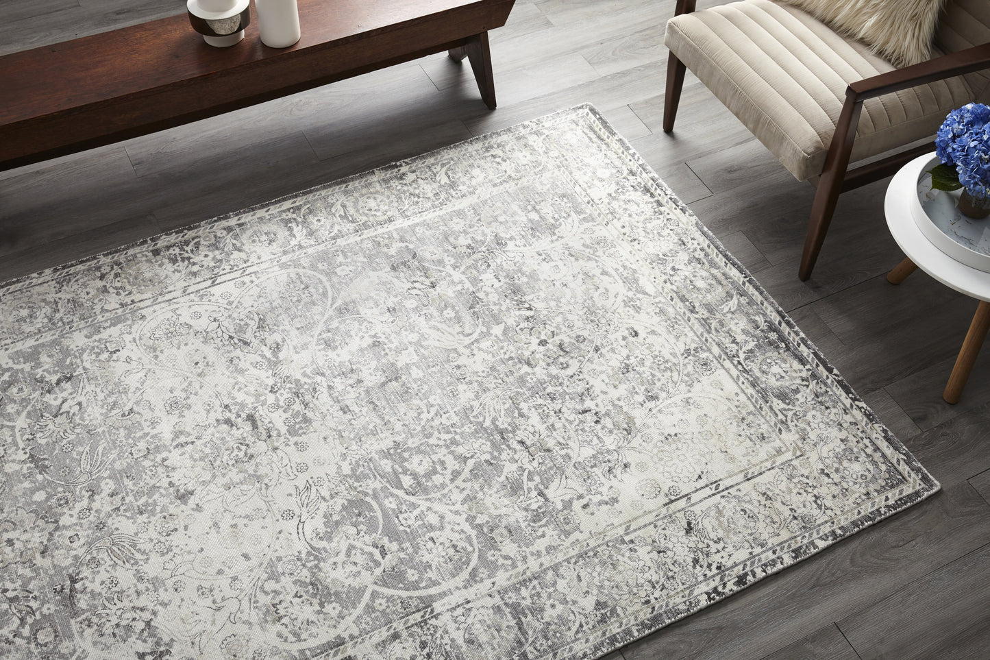 Royal, Handmade Area Rug