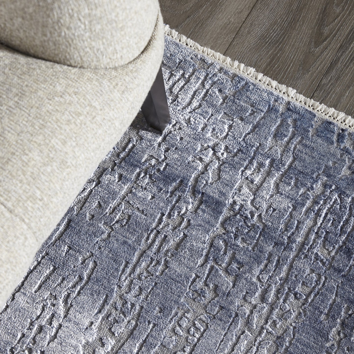 Mella, Hand Knotted Area Rug