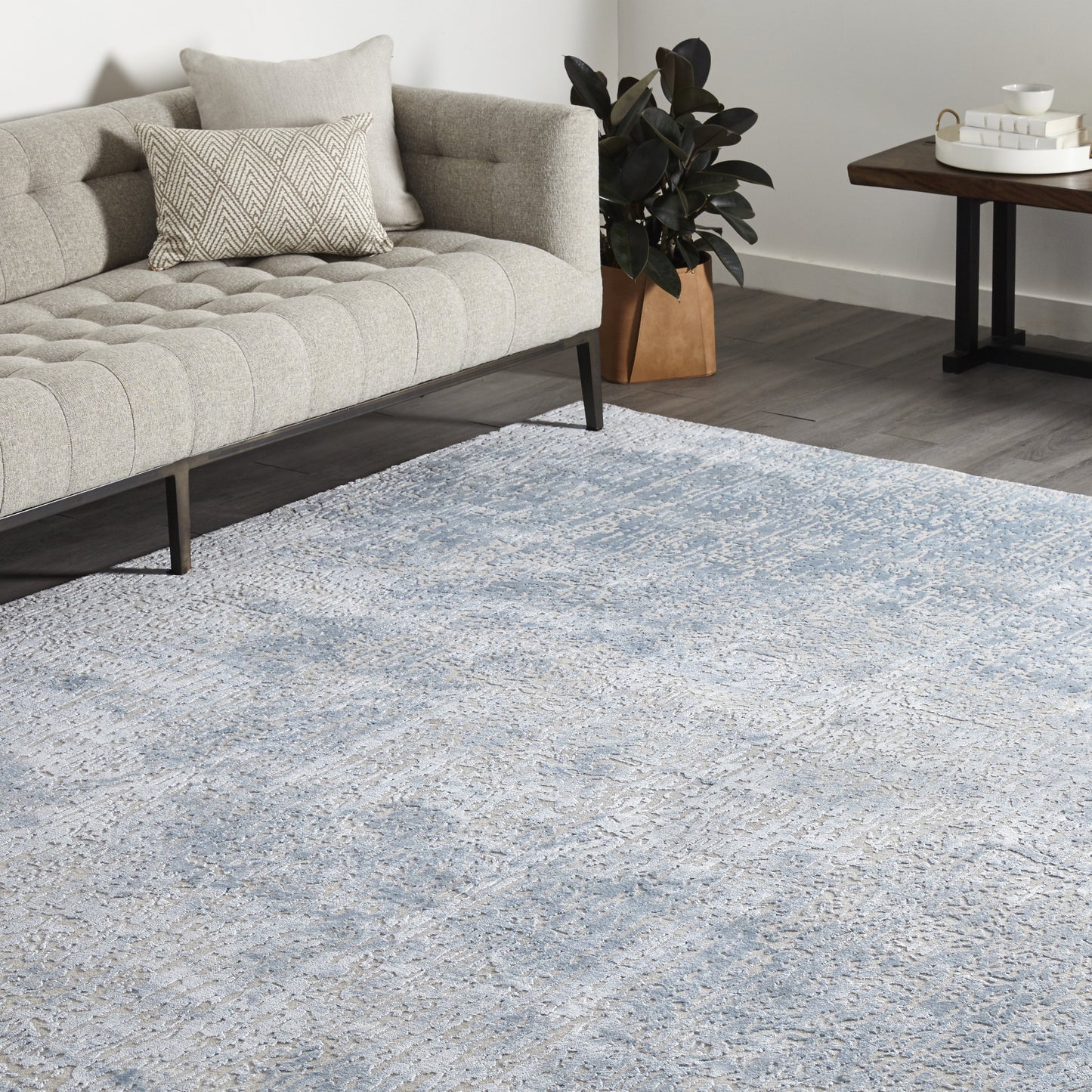 Mella, Hand Knotted Area Rug